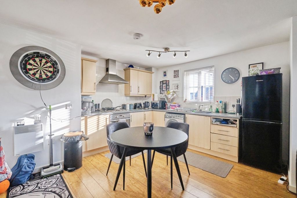 Property photo 3 of 15 Pbox-Img.Jpg