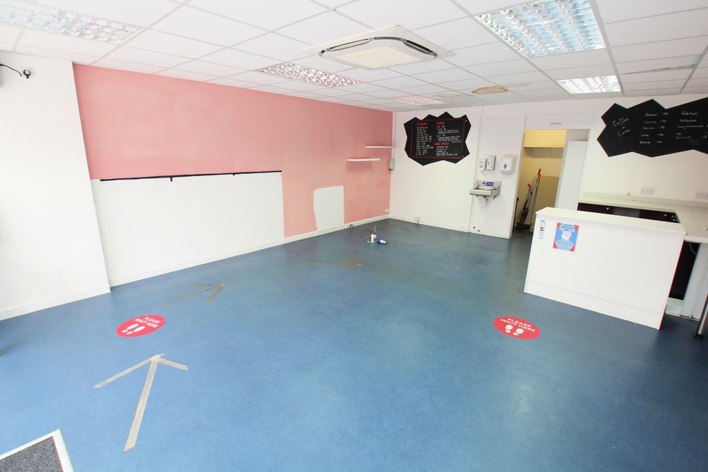 Property photo 3 of 7 30954708.Jpg?v=