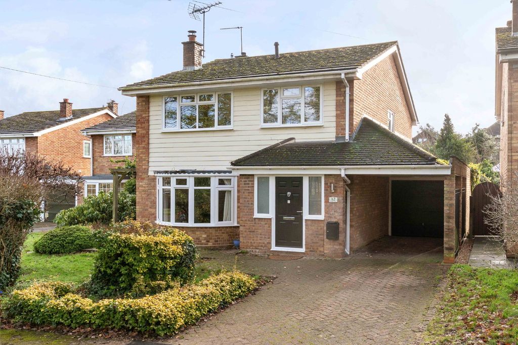 Property photo 1 of 28