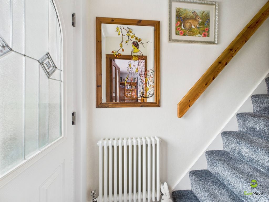 Property photo 3 of 21 Presented By Nicoleta At Ewemove Bexleyheath And D