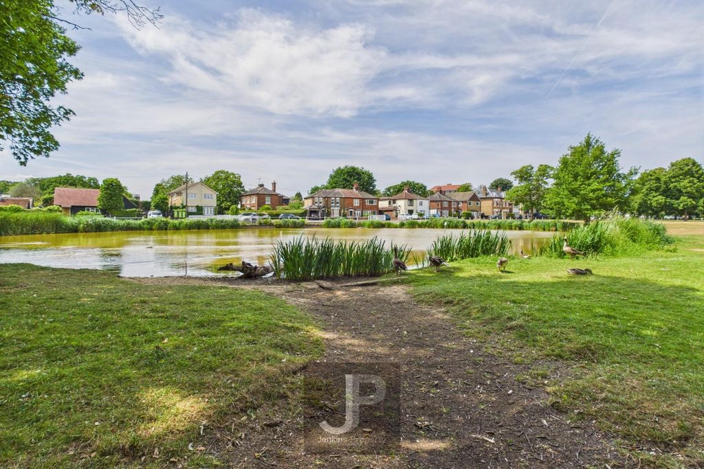 Property photo 1 of 18 Cam01632G0-Pr0196-Still003.Jpg