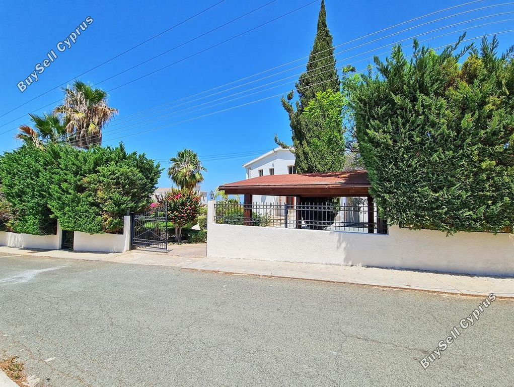Property photo 3 of 68