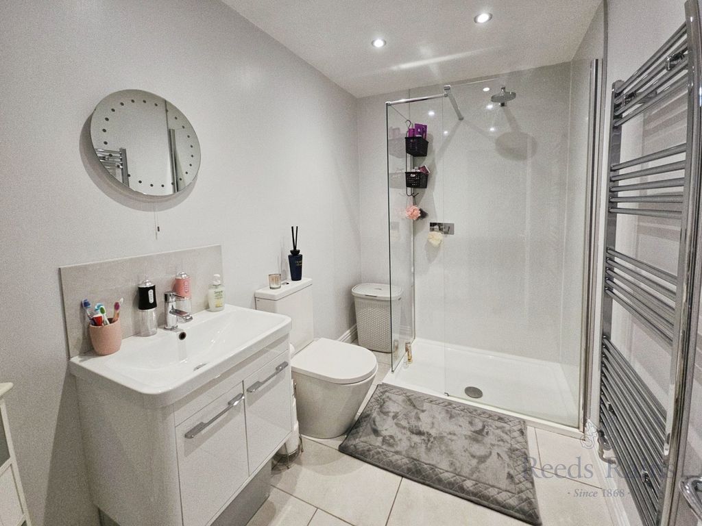 Property photo 3 of 15 Picture No. 16