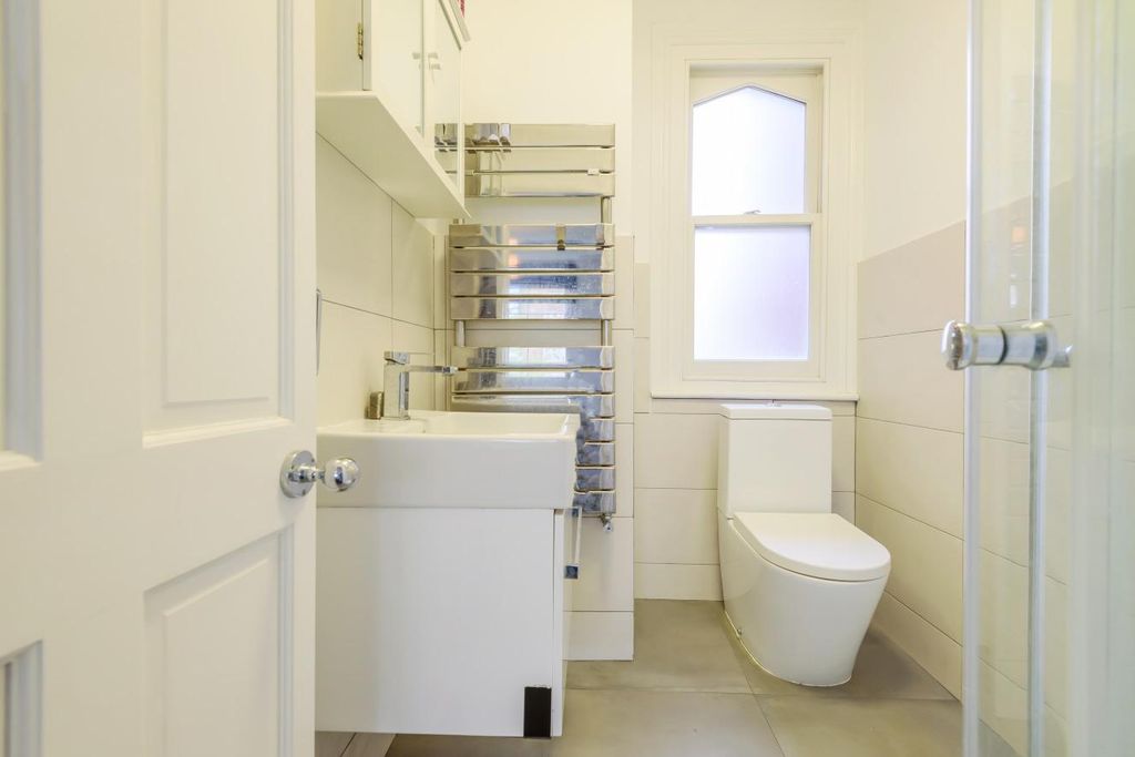 Property photo 3 of 9 Picture 3