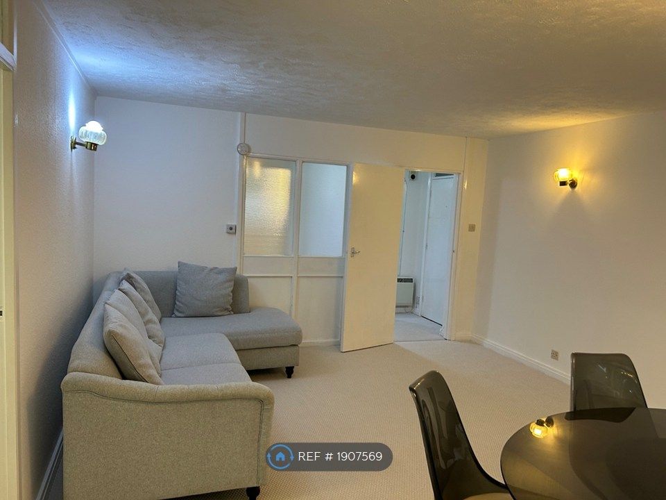 Property photo 1 of 25