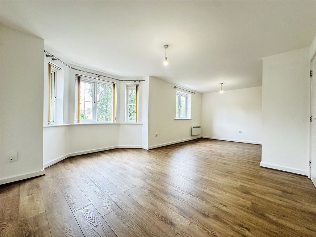 Property photo 2 of 10 Picture No. 06