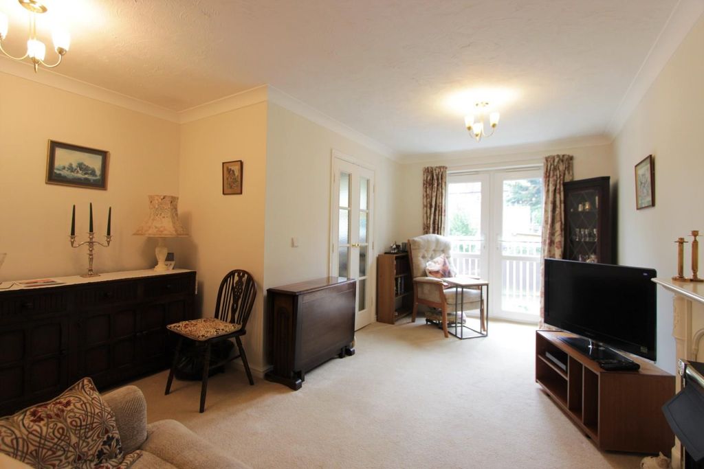 Property photo 3 of 11 Img_0007 (1).Jpg