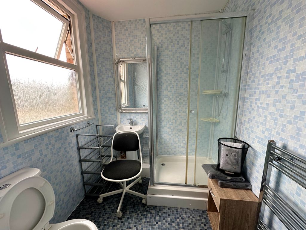 Property photo 3 of 3