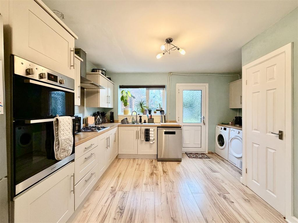 Property photo 3 of 23 3