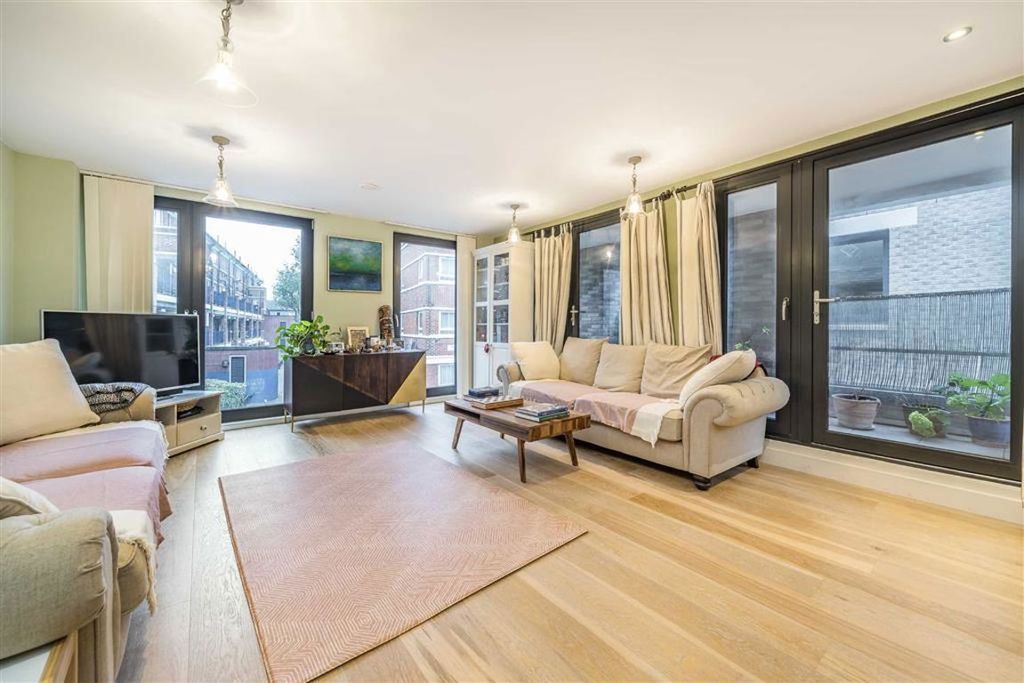 Property photo 3 of 11