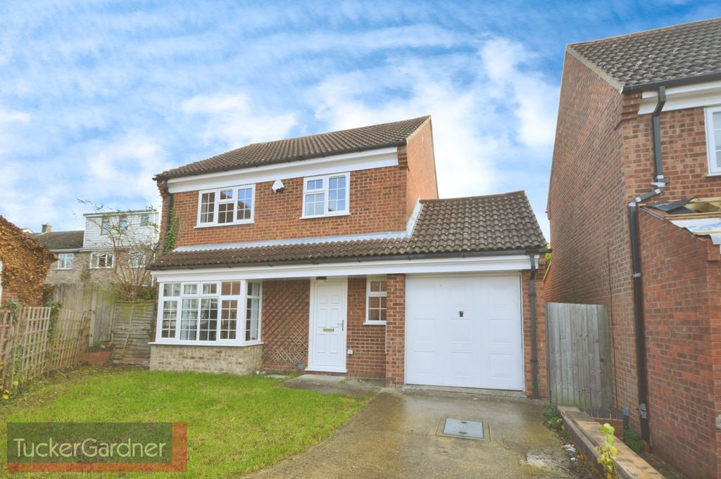 Property photo 1 of 9