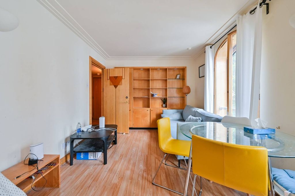 Property photo 1 of 6