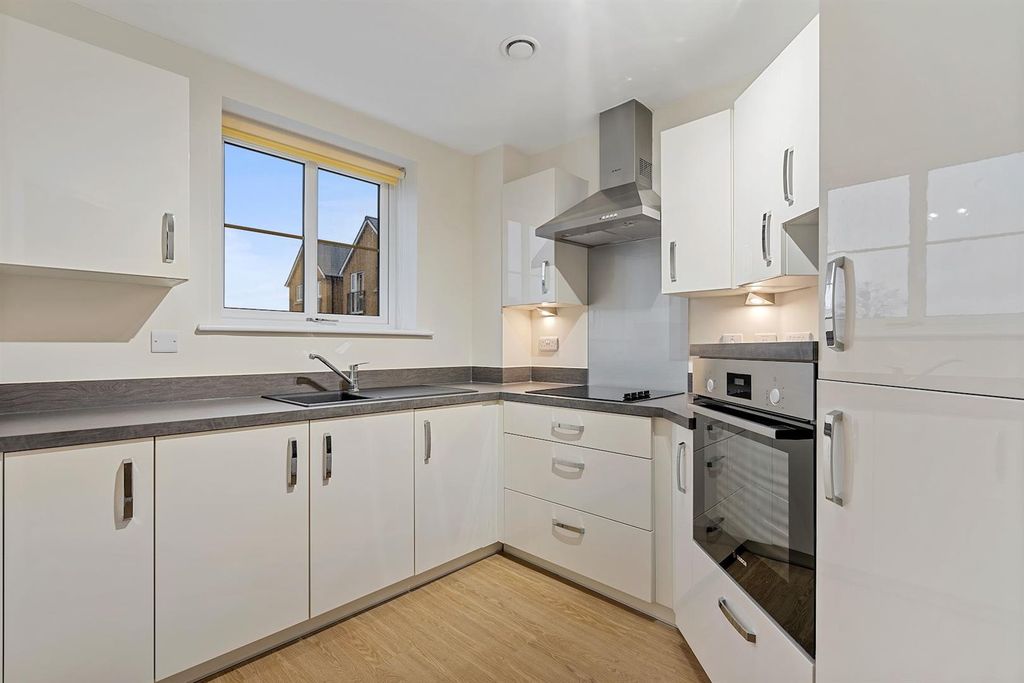Property photo 2 of 11 01-E38Ea0E7-B109-4Db6-8B90-c4c64988c234Dsc08073-Me