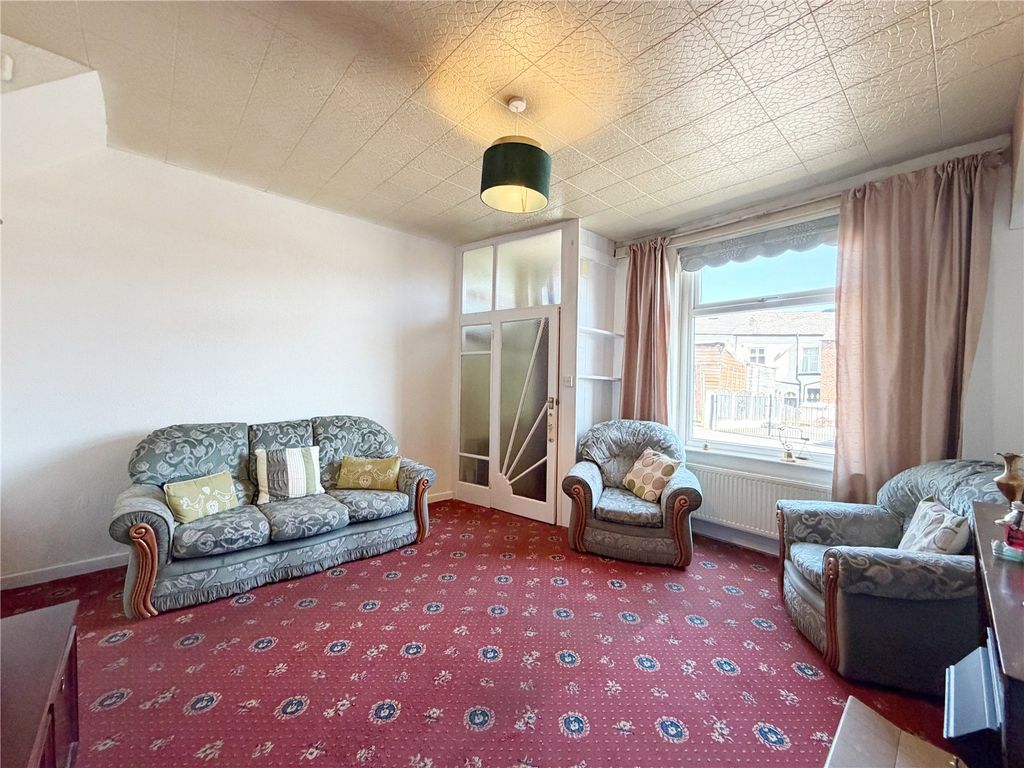 Property photo 3 of 17 Picture No. 04