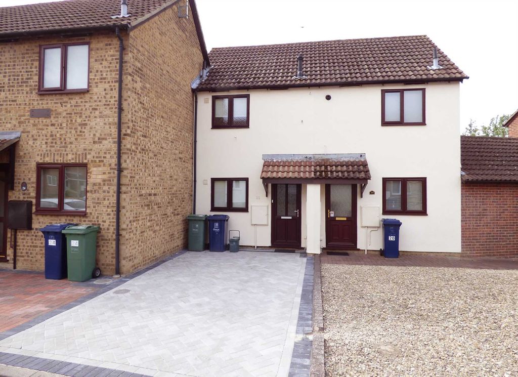 Property photo 2 of 7