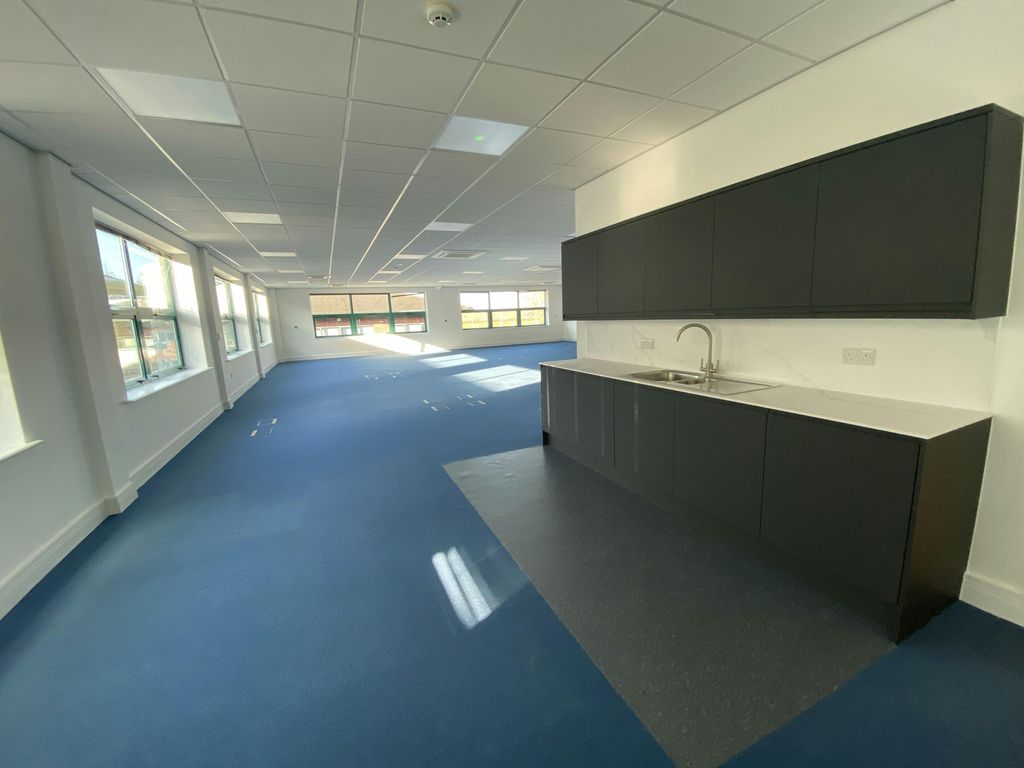 Property photo 3 of 5 Img_2465.Jpg