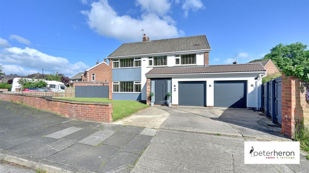 Property photo 1 of 38