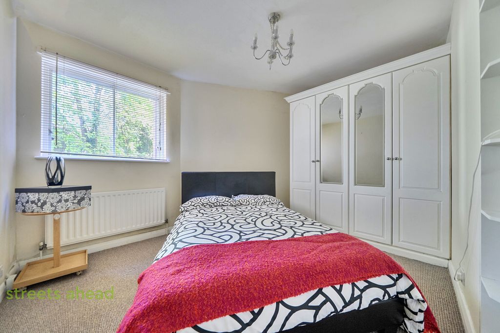 Property photo 3 of 20 F48c1B55-0c82-4d4...