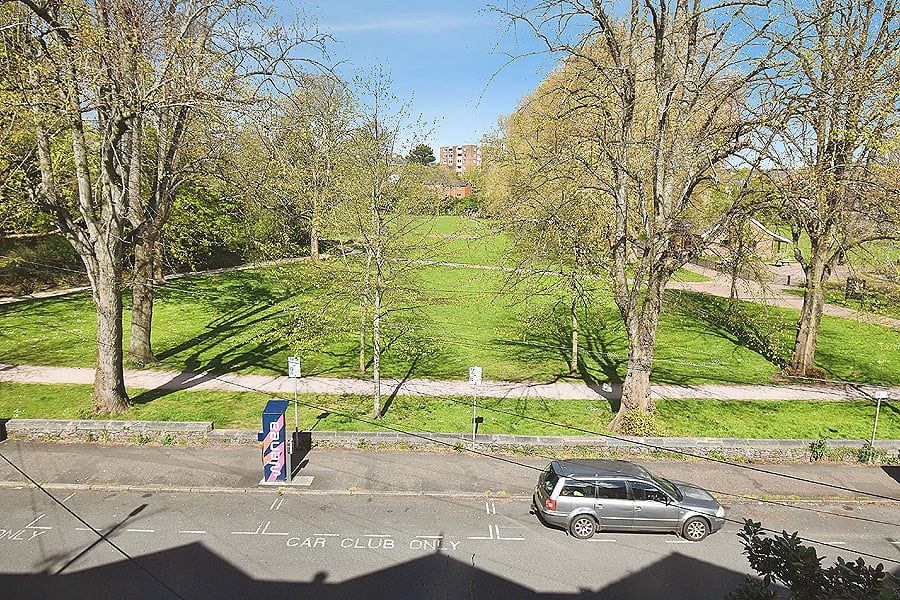 Property photo 3 of 21