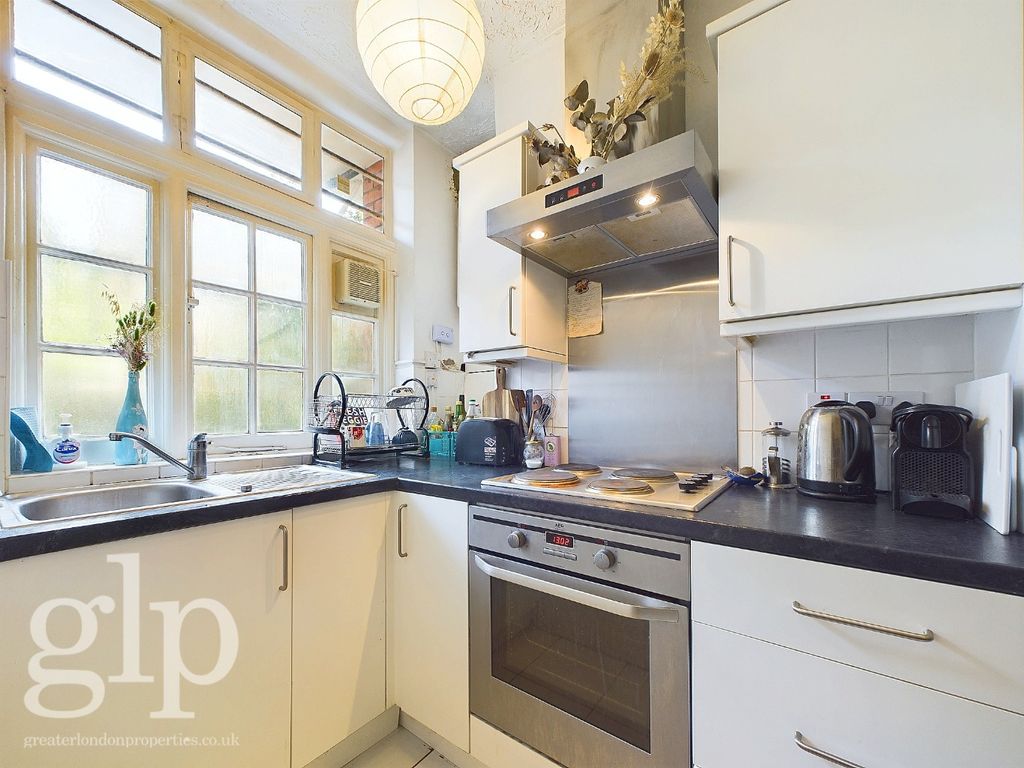 Property photo 3 of 20 3497807