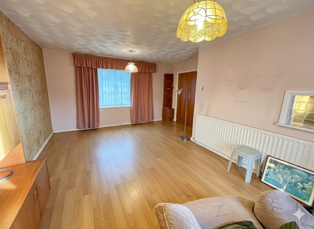 Property photo 2 of 11 4752322