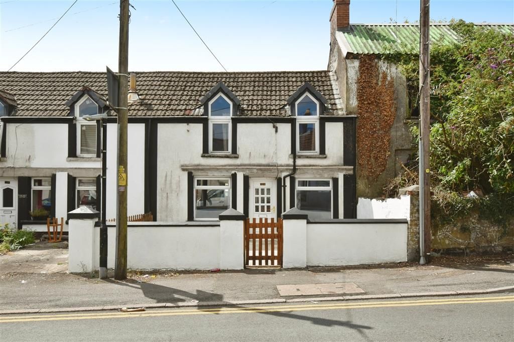 Property photo 1 of 18