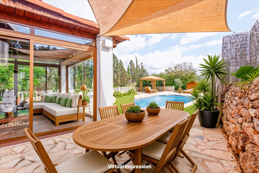 Property photo 2 of 45