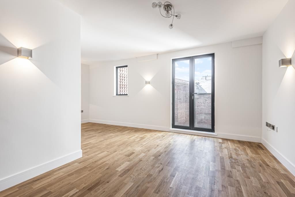 Property photo 2 of 11 Living Area