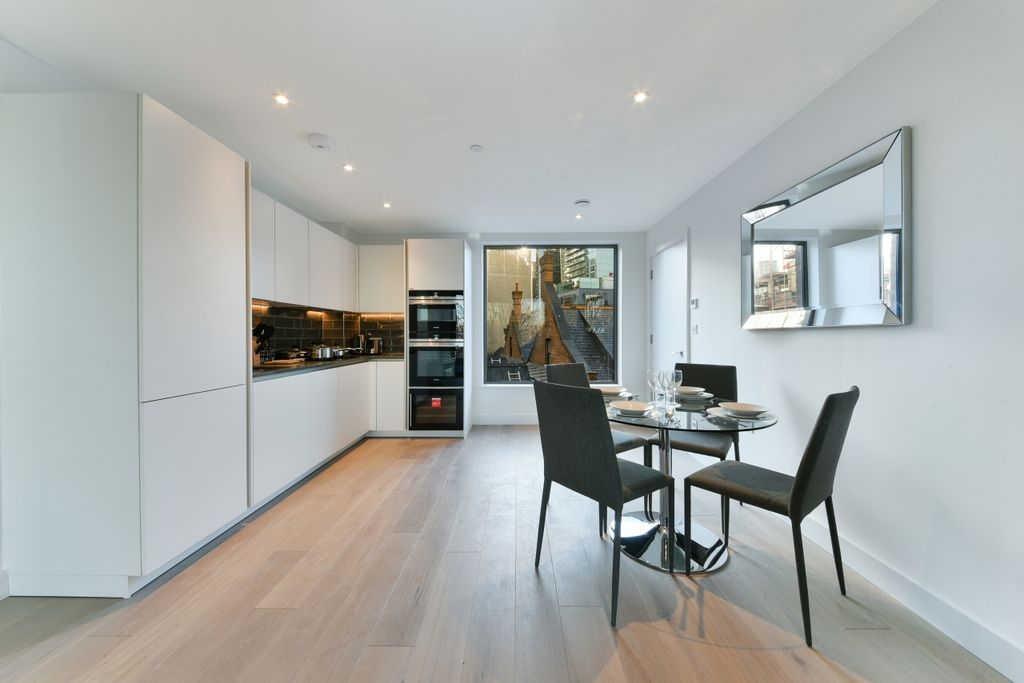Property photo 2 of 10 Kitchen Gatsby Apart