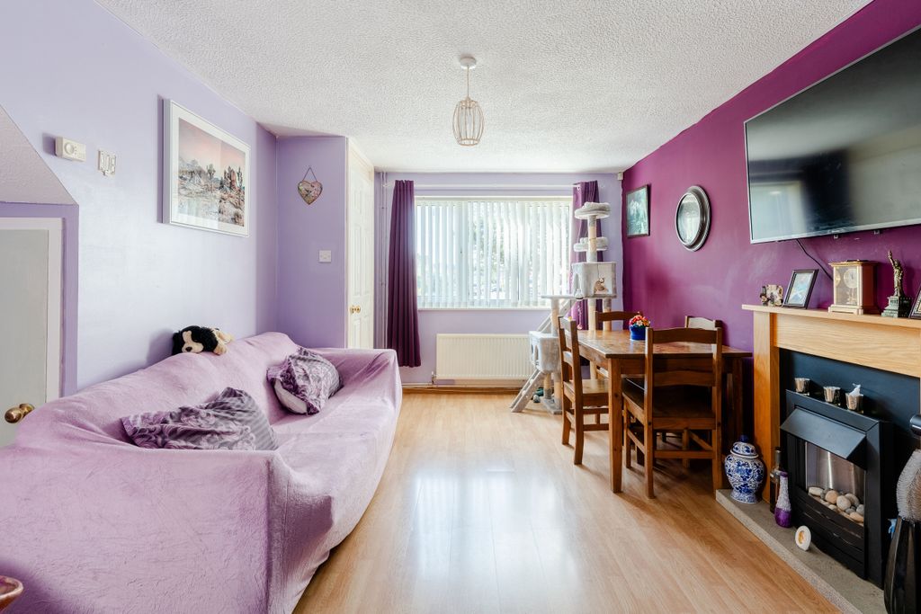 Property photo 3 of 13 Photo 7