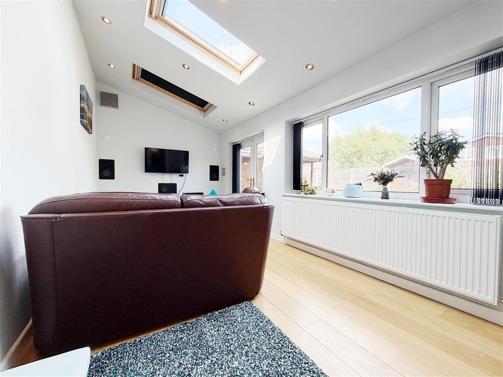 Property photo 3 of 23 -