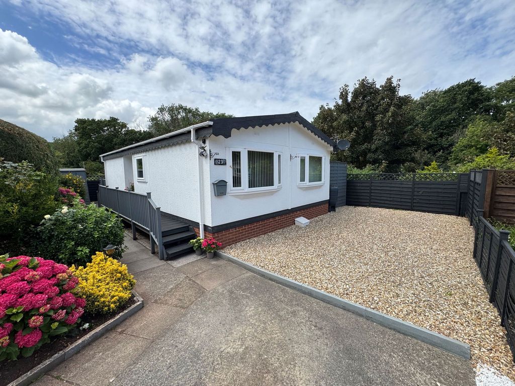 Property photo 1 of 19