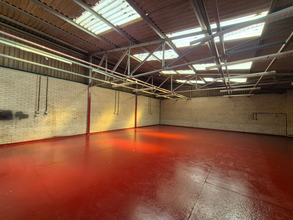 Property photo 3 of 4