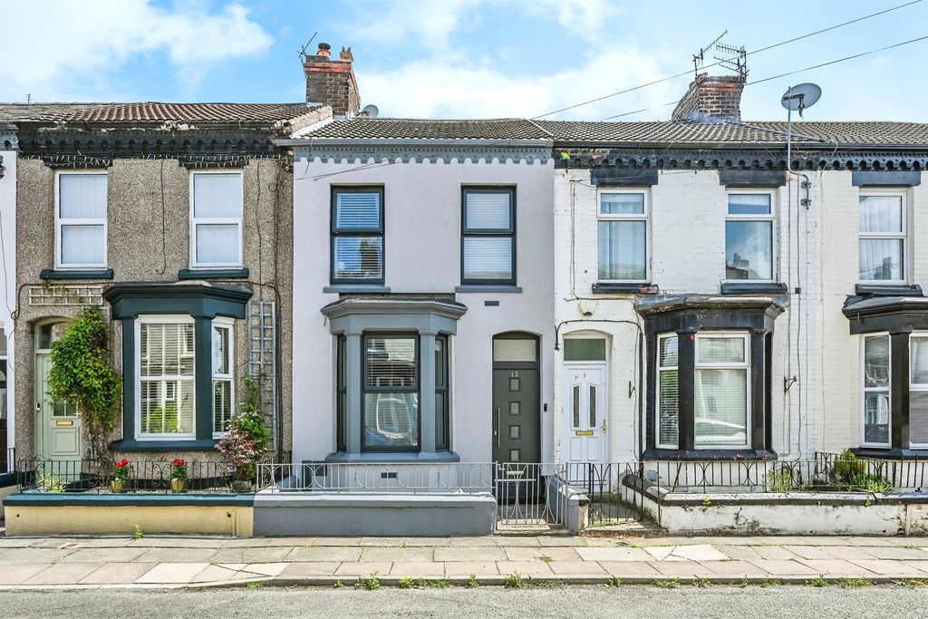 Property photo 1 of 15