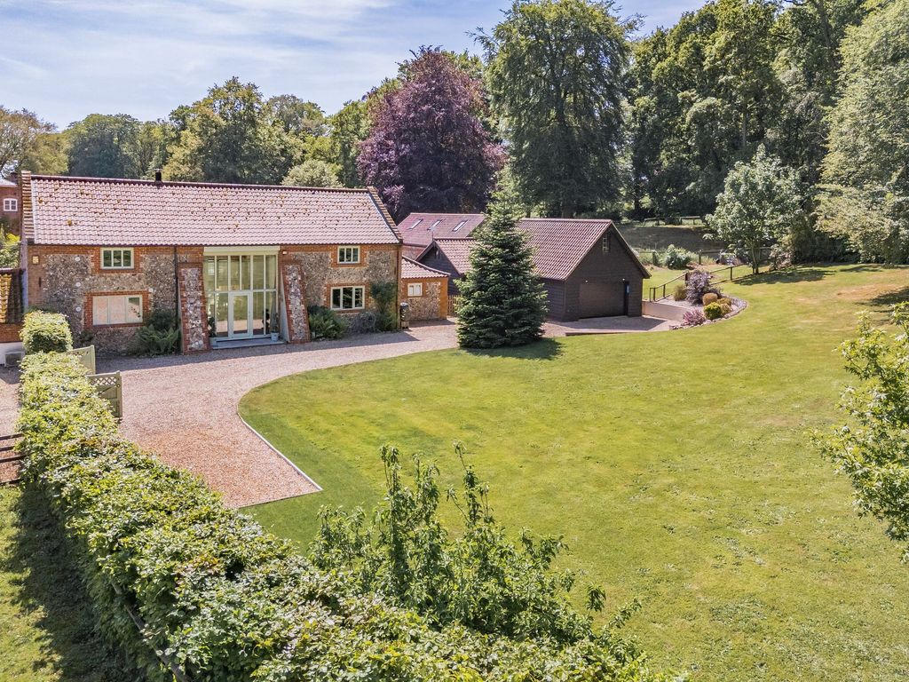 Property photo 1 of 33