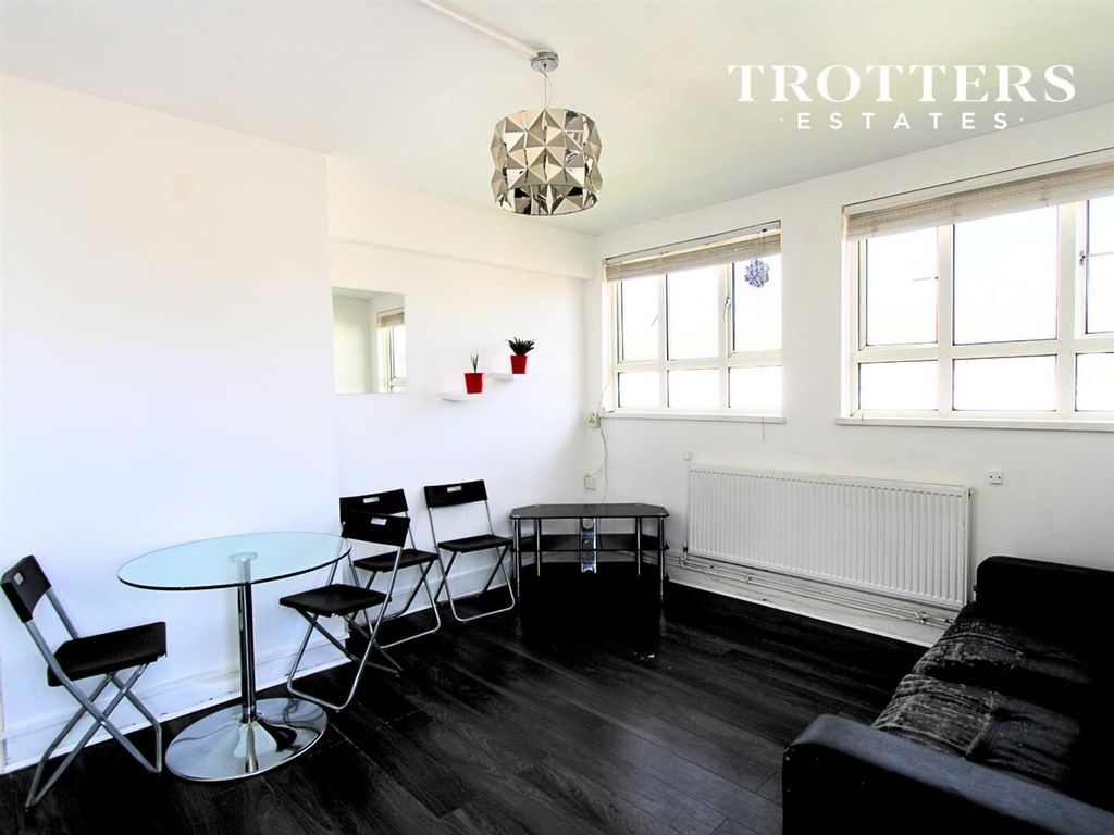 Property photo 2 of 17 Untitled Design - 2026-01-14T220628.922.Png