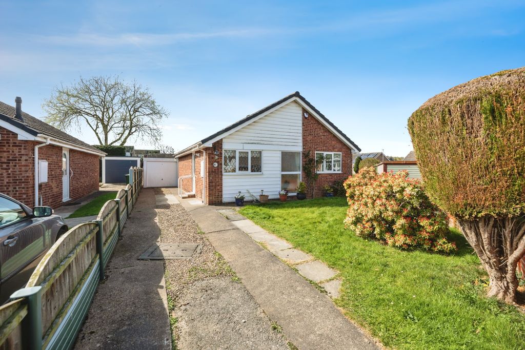Property photo 1 of 16