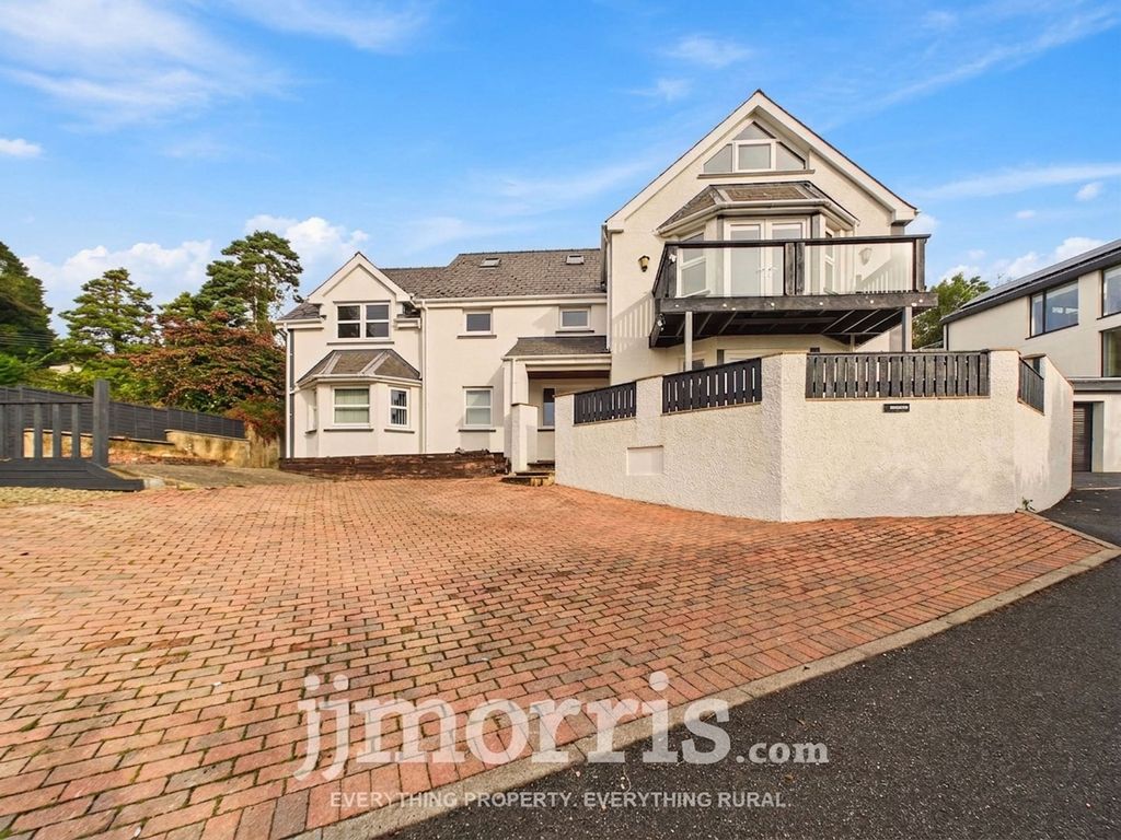Property photo 1 of 57