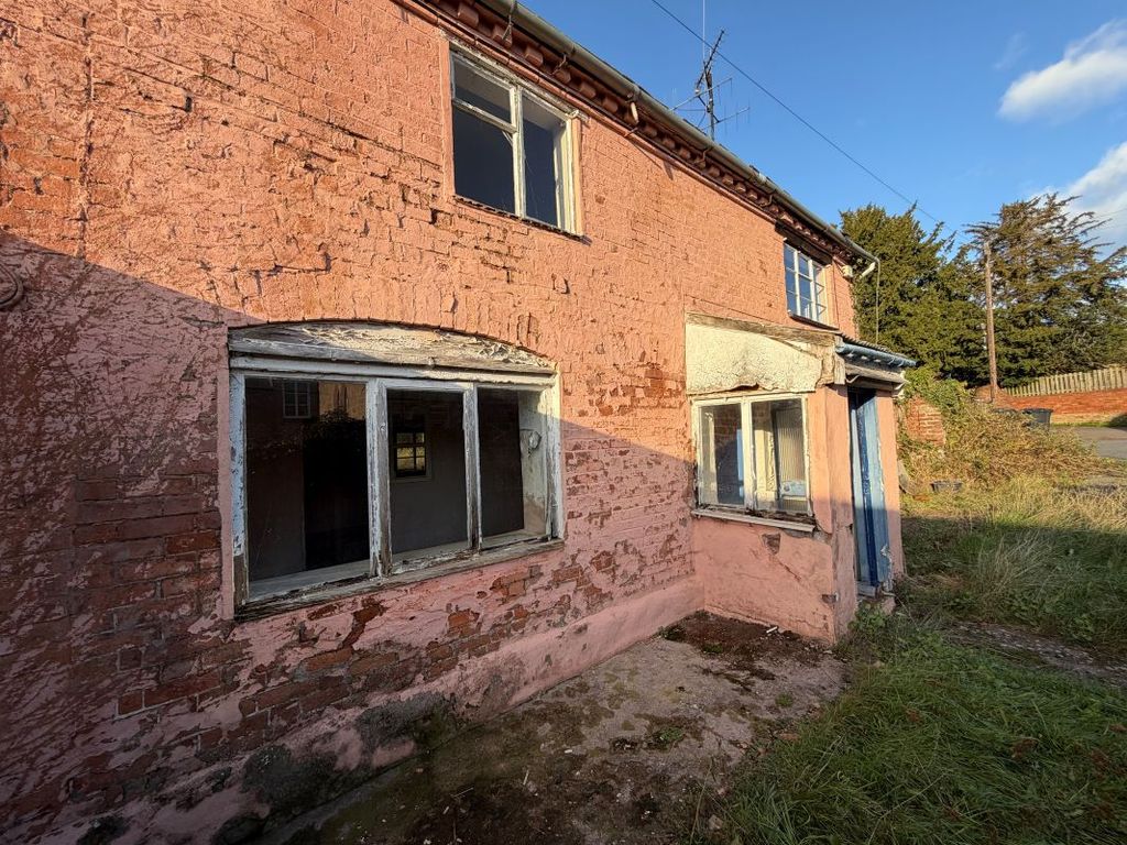 Property photo 3 of 21