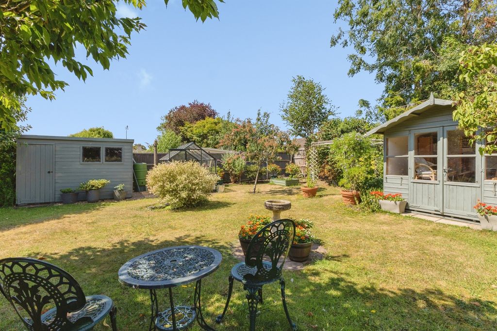 Property photo 2 of 16
