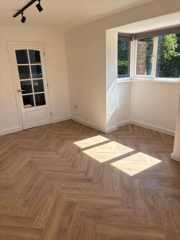 Property photo 1 of 12 2 Bed Maisonette To Rent