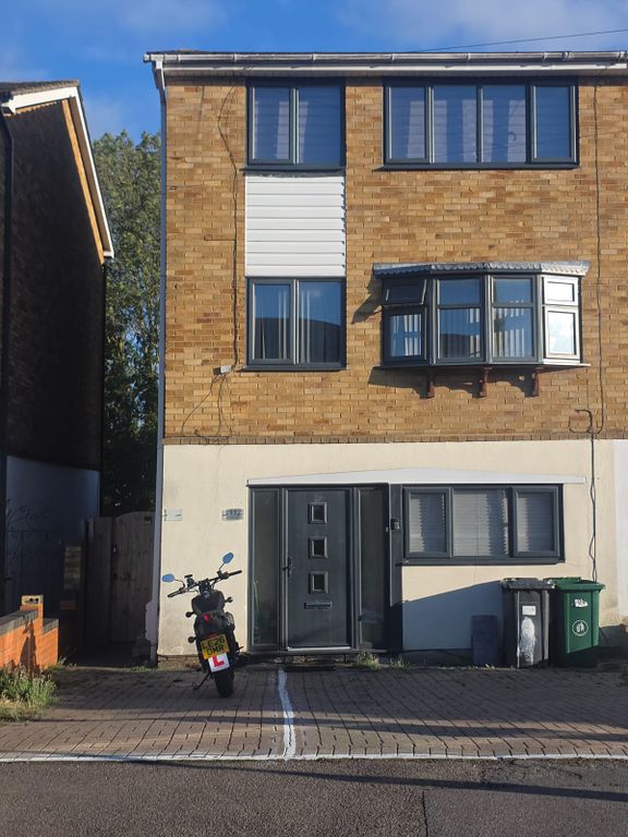 Property photo 1 of 1