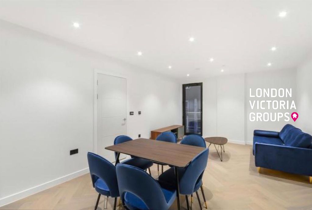 Property photo 3 of 10 1-8477.Jpg