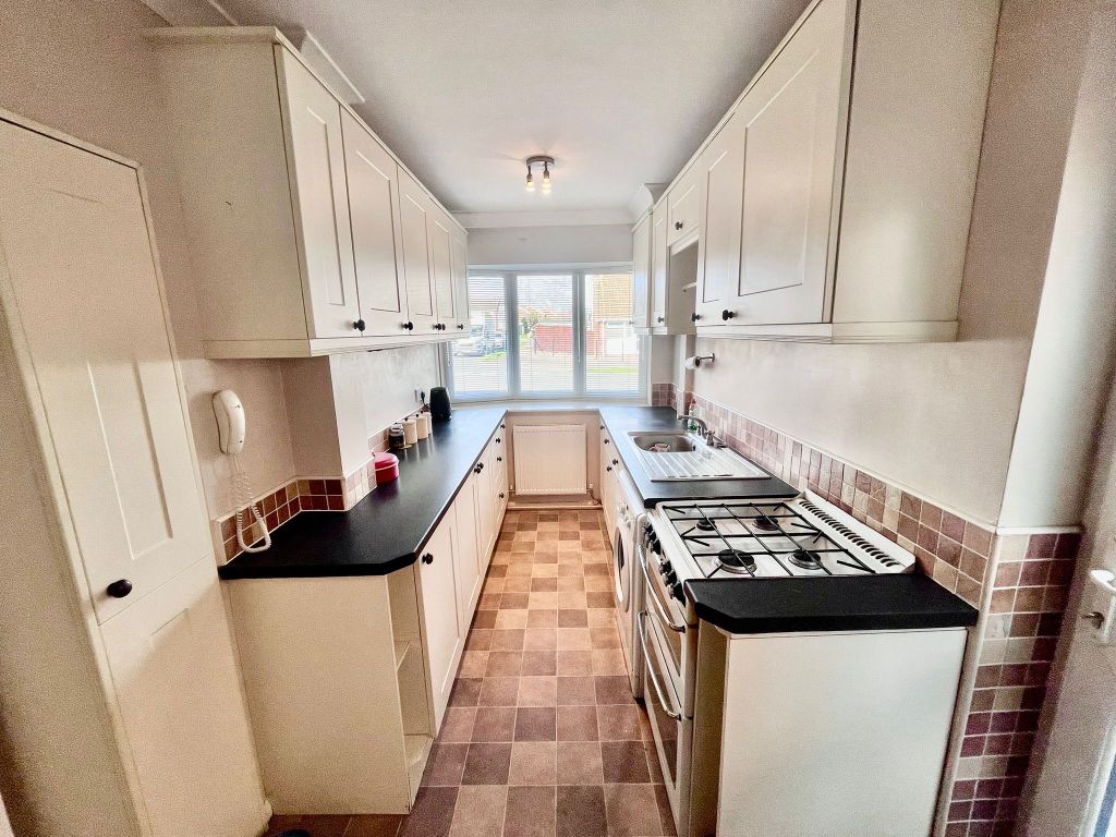 Property photo 3 of 21