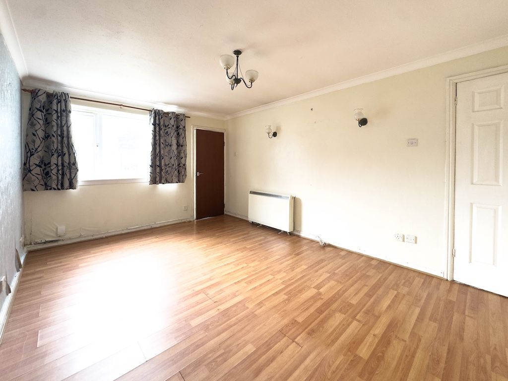 Property photo 3 of 10 Img_0087