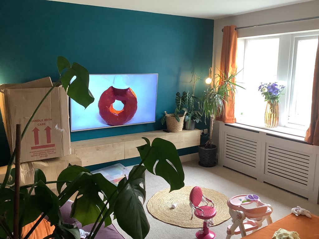 Property photo 2 of 13 Lounge