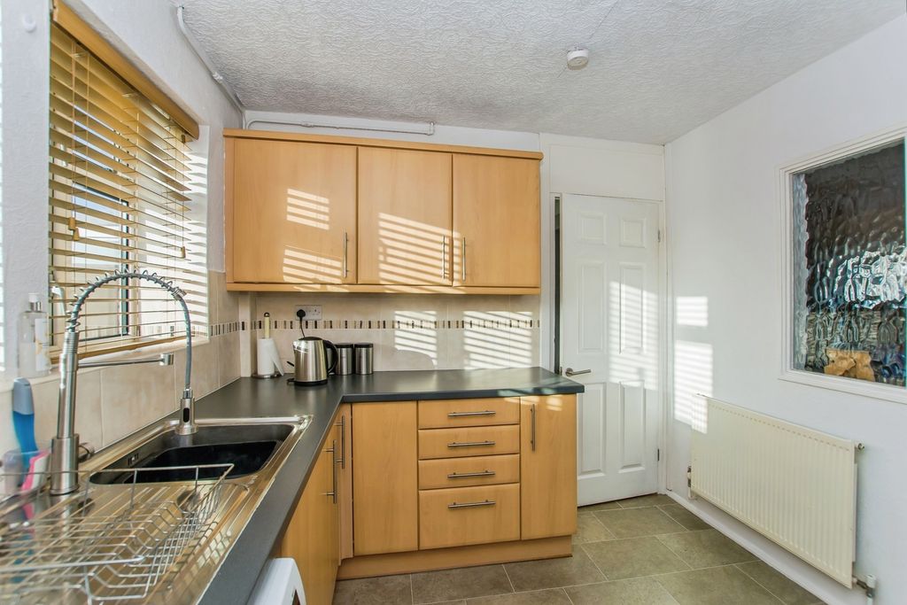 Property photo 3 of 19 Pbox-Img.Jpg