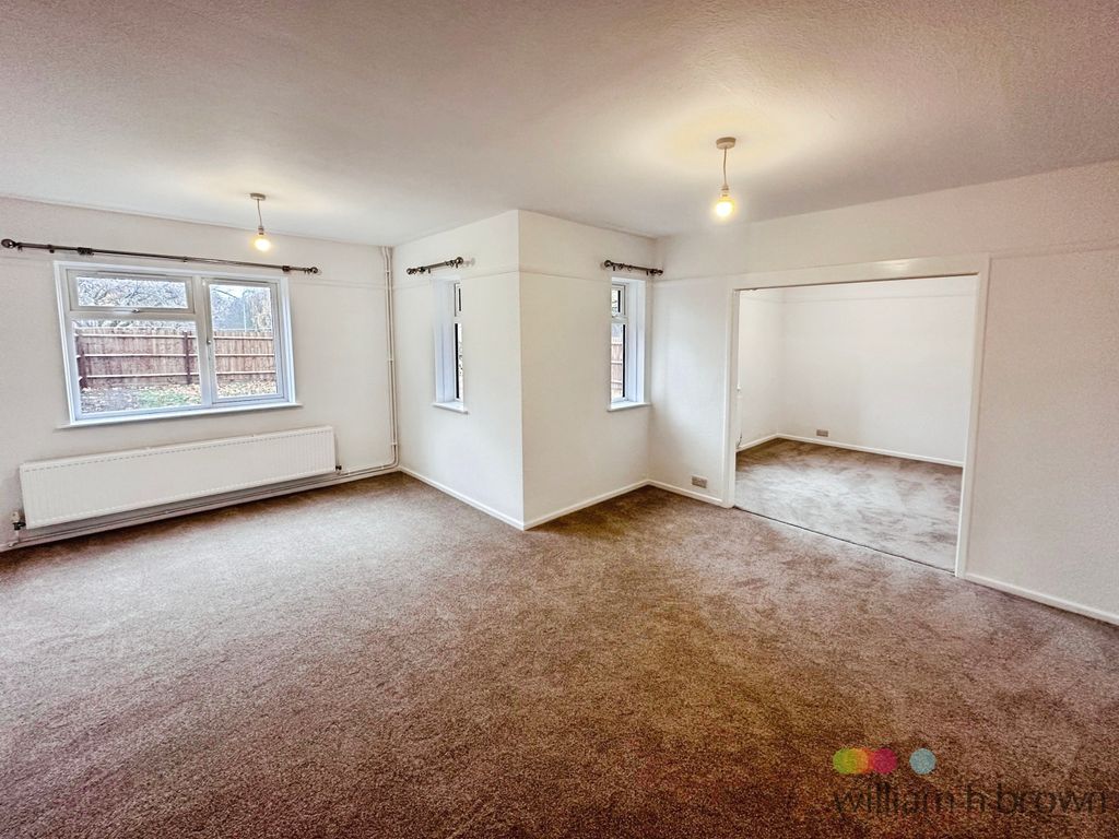 Property photo 3 of 28 Image