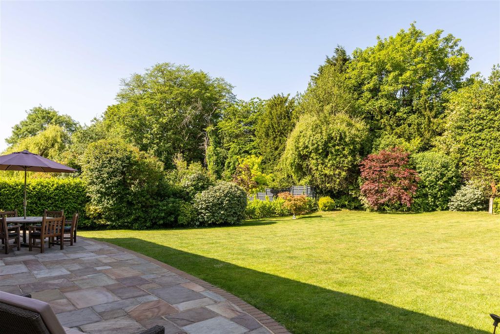 Additional image 10 of 4 bed detached house for saleBeverley Heights, Reigate RH2