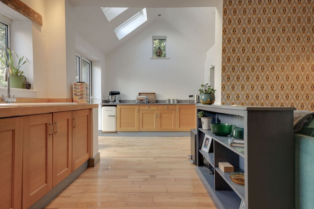 Property photo 3 of 26 Open-Plan Kitchen